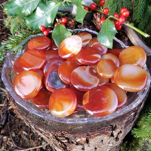 Yummy Carnelian Palm Stone - 1 medium - Egyptian Talisman to Assist the Soul in the Afterlife, Used to Protect Against Jealousy and Envy.