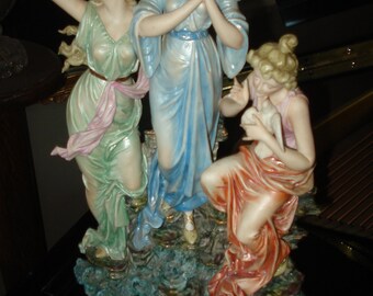 Triple Goddess Rudolstadt (Rudolstadt-Volkstedt) figurine