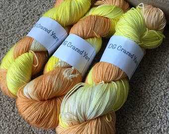 Lovely Daffodils Sock Superwash Merino/ Nylon/ Stellina