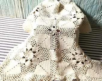 Vintage Hand Crochet Cotton Square Doily, Shabby Cottage, Arts Crafts Collage Project, Vintage Ephemera, Crochet Doily
