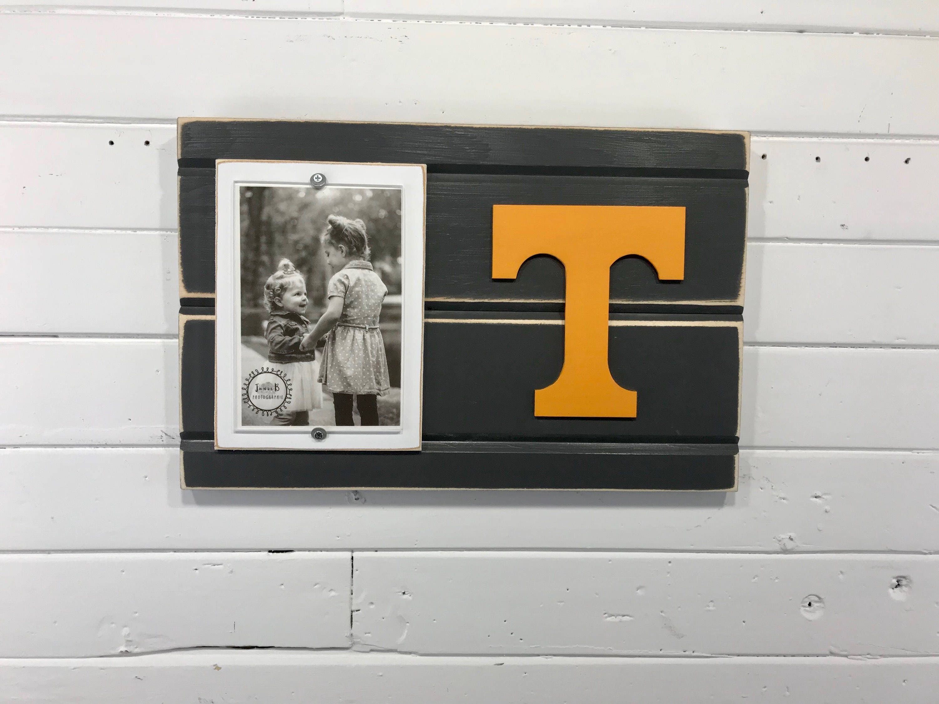 University of Tennessee Volunteers picture frame holds