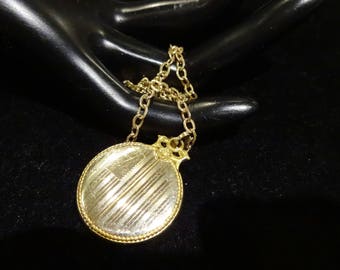 Lovely Vintage J.J. White Co. 12K 1/20 Gold Filled Locket