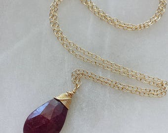 Ruby Necklace, 14k Gold Rudy Necklace, Red Ruby Pendant, Gold Pendant, Genuine Ruby Gemstone, July Birthstone Necklace, Ruby Jewelry