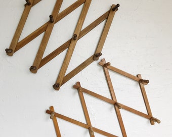Wooden accordion peg rack, vintage wall hanging clothes storage