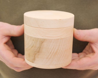 100 mm x 100 mm round unfinished wooden box - with cover - natural, eco friendly - 100 mm diameter