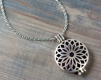 Essential Oil Diffuser Necklace, Aromatherapy Necklace, Essential Oil Accessories, Mandala Pendant, Mandala Necklace, Essential Oil Jewelry