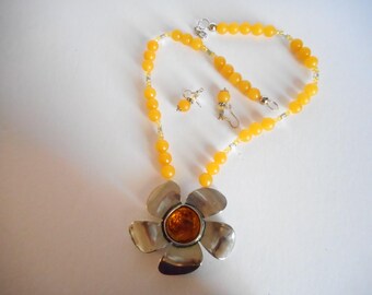 Yellow jade necklace, yellow necklace, jade beaded, gift for her, teen necklace, silver pendant, earrings, set, women necklace, Anniversary