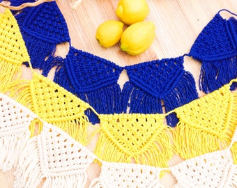 Macrame garland, macrame wall hanging, macrame modern bunting, baby shower,wedding,boho