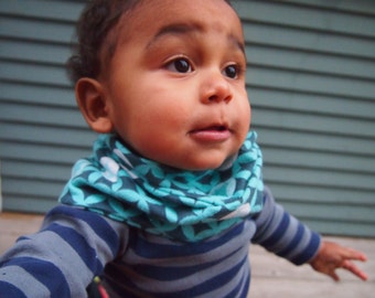 Baby Infinity Scarf Bib - Elroy