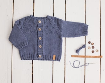 Knitted baby sweater, Baby boy coming home outfit, knitted baby clothes, knit sweater, baby boy clothes, hand knit sweater, Baby shower gift