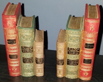Vintage Set Book Shaped Resin Bookends Red Green Gold Nice Sturdy Shelf Desk Accessory Living Room Den Kitchen Kid Bedroom Office Book Lover
