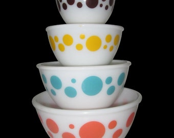 1950 Hazel Atlas 4 Polka Dot milk glass mixing bowl set /Pyrex/bowls/60+years old/excellent/Red/turquoise/red/yellow/dot/Light test!