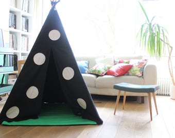 Teepee Tent | MIDI size | Black with Applique Spot | SALE