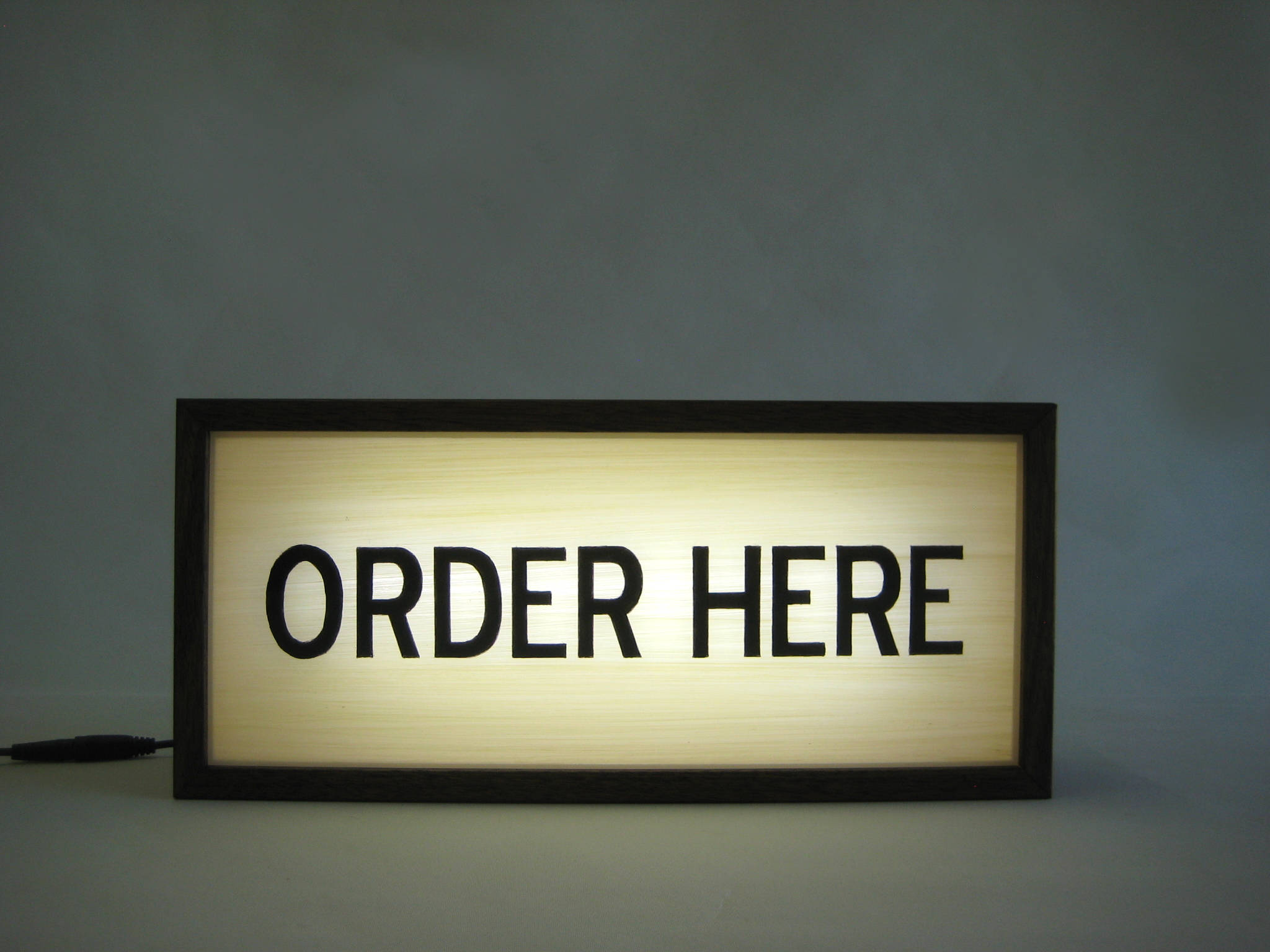 Lightbox Signage. Order here. Темный лайтбокс. Лайтбокс мокап.