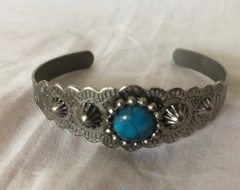 Vintage Southwestern Style Silver Metal and Turquoise Cuff Bracelet