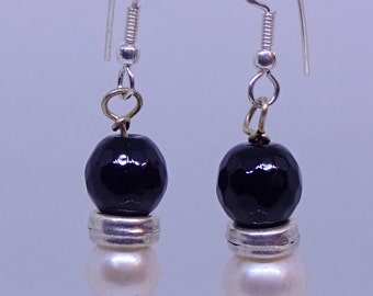 Black agate, pearl, sterling silver earrings.
