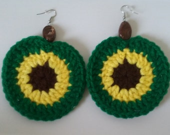 Crochet circle earrings