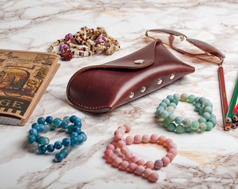 eyeglasses case eyeglasses glasses case eyeglass case leather case green case gift for her glasses protector sunglasses holder