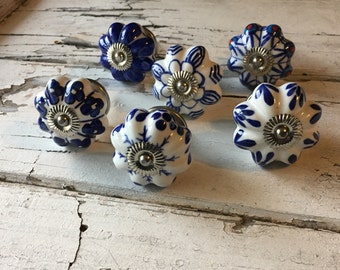 Set of 6 Knobs, Decorative Pumpkin Pulls, Craft Supply, Furniture Knob, Ceramic Hand Painted Drawer Pulls, Cabinet Supplies, Item #497211132