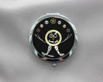 Pocket mirror "The juggler" Steampunk watch parts and resin