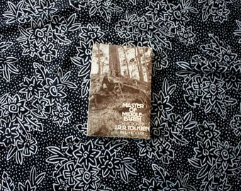 JRR Tolkien Biography. Master Of Middle Earth By Paul Kocher. 1972 Vintage First Edition Paperback JRR Tolkien Biography