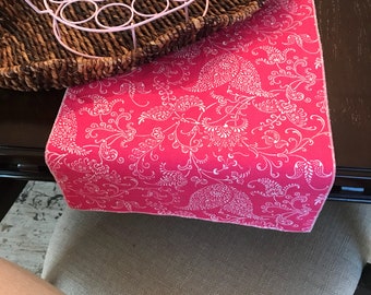 Pink Table Runner | Easter Table Runner | Spring Table Runner | Easter Decoration | Easter Decor | Easter Table Decor