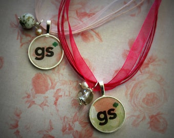 Shabby Chic Girly Girl Scout Inspired Necklace. Perfect for leader, mom, Daisy, Brownie, Junior, Cadet, Senior ranks or Ambassador.