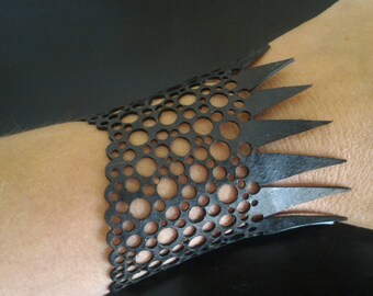 Bracelet recycled bicycle inner - Made in Morocco