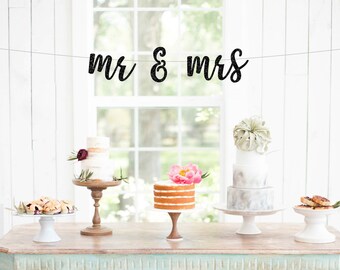 Mr & Mrs Banner, Mr and Mrs Glitter Banner, Wedding Day Banner, Wedding Decor, Head Table Banner, Wedding Photo Banner, Wedding Chair Signs