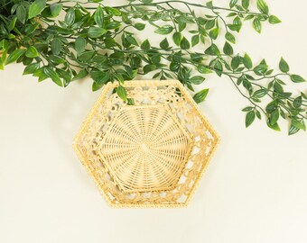 Vintage 70s basket, boho woven basket, wicker fruit basket