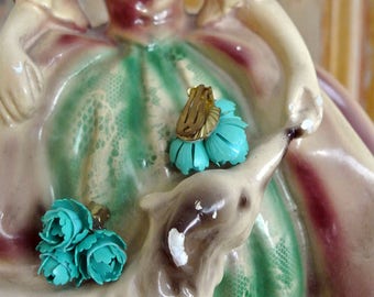 Vintage 1950s Turquiose Floral Rose Retro Plastic Earrings