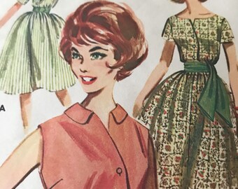 Vintage Shirtwaist Dress Pattern---Butterick 9754---Size 16 Bust 36 UNCUT