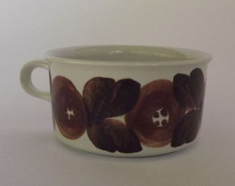 Arabia Finland – Rosmarin / Brown Anemone – Flat Coffee Cup - 1970s - Ulla Procope - Handpainted - Scandi style