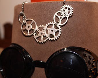 Steampunk gear necklace