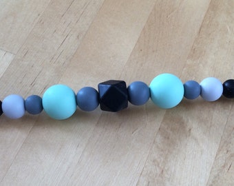 Hint of Mint Pacifier Clip