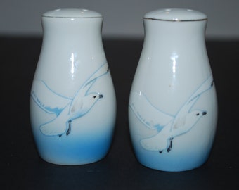 Vintage Salt and Pepper Shakers Seagull Salt and Pepper