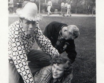 Original Vintage Photograph Snapshot Young Men Woman Teens Clown Around 1940s