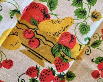 Vintage Linen Towel - Fruit Basket Linen - Drying Towel - Apples Cherries