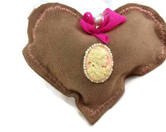 Heart Keyring- Brown Keyring- Brown Heart Key Ring- Fabric Key Ring- Cammeo Key Ring- Cammeo Accessories- Brown Keychain- Brown Key ring