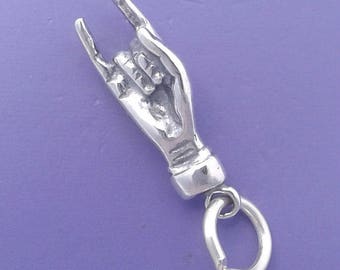 ITALIAN HAND Charm .925 Sterling Silver Mano Cornuto, Good Luck Pendant - f4252