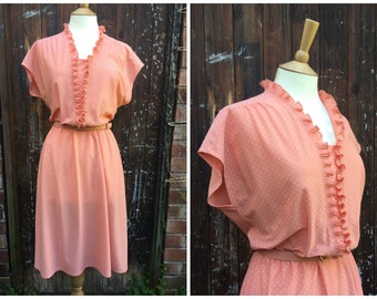 vtg 1980s Peach POLKA DOT day dress with pleated neckline St.Michaels // uk 16 // M-L