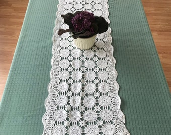 Crocheted Table Runner, Vintage White Crocheted Dresser Scarf, Side Board Scarf/ Vintage Table Linens/ Table Linens/