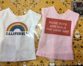 pack of two t-shirts for Barbie / poppy parker / 1:6 / blythe
