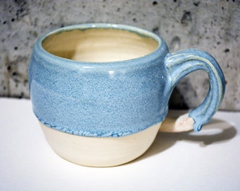 Pottery Mug, Ceramic Mug, Handmade Mug, Handmade Pottery, Coffee Mug, Tea Mug, Blue Mug, Curvy Mug, porcelaine Mug, Coffee Cup, Unique Mug
