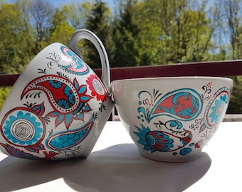 Pair of soup bowls hand painted