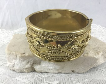 Vintage Retro Gold Tone Wide Hinged Cuff Bracelet Raised Beaded Design