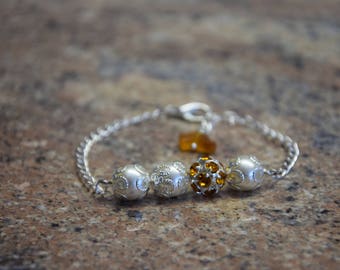 Pearl pearl bracelet, silver plated, very classy