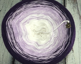 Orchid Gradient Yarn Cake