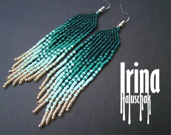 Beaded earrings, seed bead earrings, modern earrings, boho earrings, fringe earrings, bead gradient from emerald to light gold