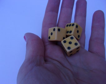 3 Vintage Tested Bakelite Dice, Butterscotch Bakelite Dice, Nice Condition